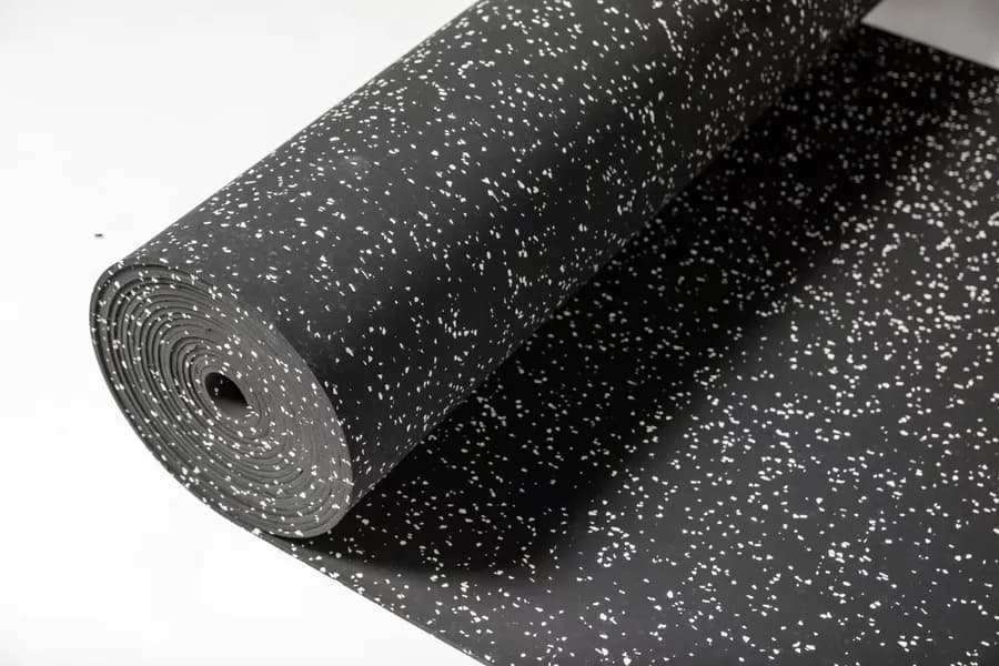 Rollo de goma EPDM desenrollandose